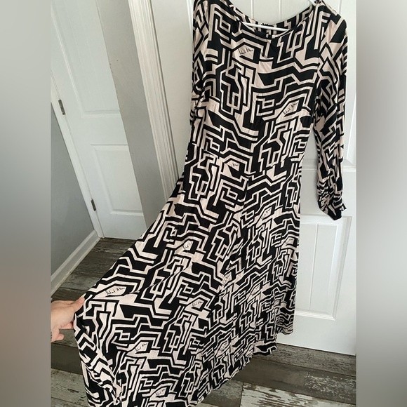 Dresses & Skirts - Richard Allen for H&M geometric maxi dress, black/white, size 10